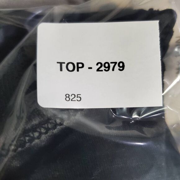 Maurices Women’s XL Black Lace Fleur-de-Lis Graphic Tee Rhinestone Studded Top - Picture 8 of 8